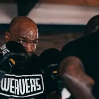 Mike Tyson a dat câțiva pumni unui pasager „enervant” într-un avion. De la ce a plecat altercația/FOTO: Facebook/MikeTyson