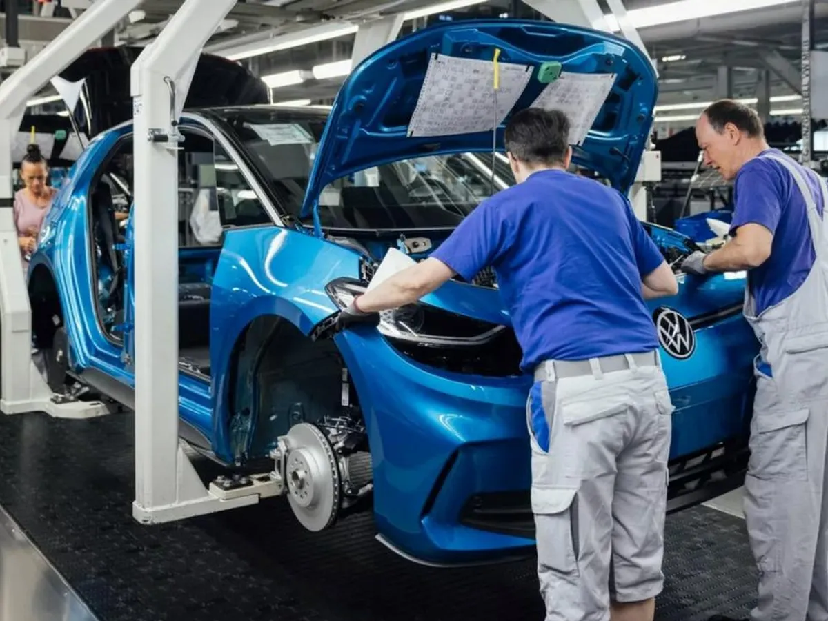 Volkswagen nu mai face fabrică de baterii în Europa de Est. Cererea de mașini electrice, în scădere - Foto: VW - Imagine cu rol ilustrativ