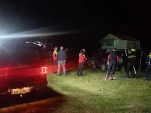 Moarte suspectă în Apuseni. Un turist german, găsit fără suflare în cortul său - Foto: Alba24.ro