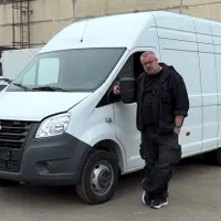 Noua dubă rusească GAZelle Next, un dric rusesc, cu măruntaie chinezeşti, la 36.500 € - Foto: captură video