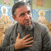 Preot, după 24 deore la ATI: Dintr-un antivaccinist, acum am ajuns un promotor fervent al vaccinului / turnulsfatului.ro