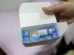 Mai mulți bani pentru vaccinuri și medicamente. FOTO: INQUAM