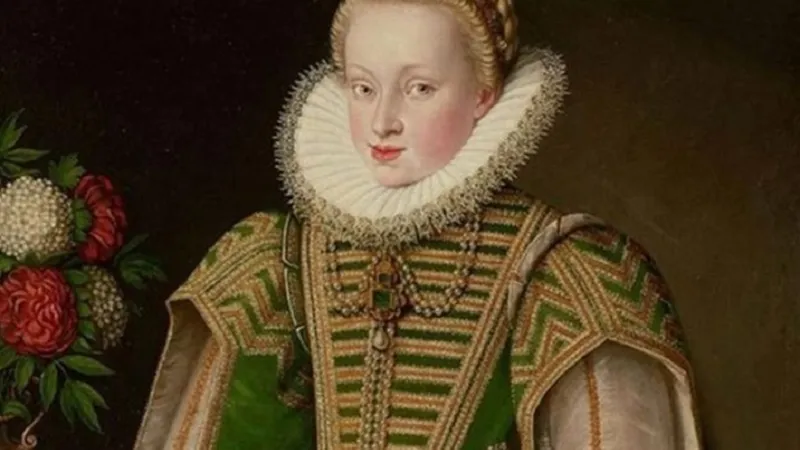 Doamna Velica, ”blonda lui Mihai”