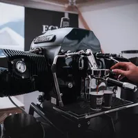 Cel mai spectaculos și mai de fițe espressor de cafea! Costă 10.000 $ și cântărește 140 kg - Foto: BMW