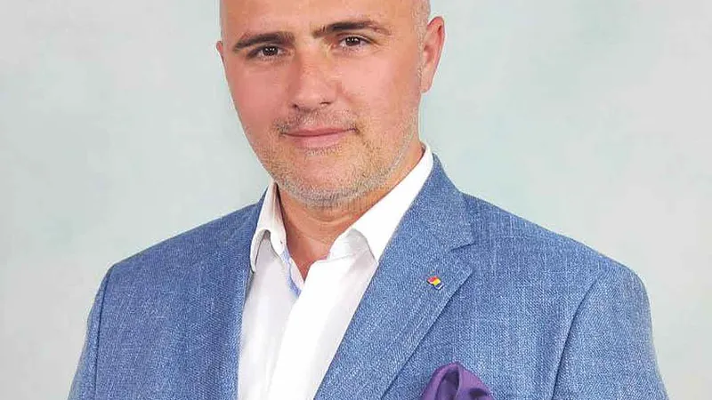 Deputatul AUR Dorel Gheorghe Acatrinei vrea ca șoferii să-și aleagă singuri perioada în care să le fie suspendat permisul atunci când încalcă Codul Rutier