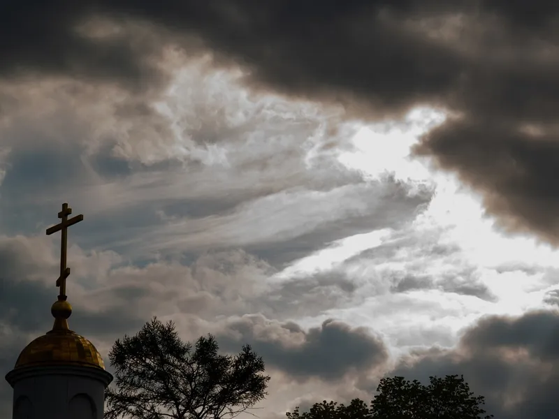 31.000 lei au fost furați din biserici. Cum a reușit să îi sustragă bărbatul din Bihor Foto: Shutterstock (fotografie cu caracter ilustrativ)