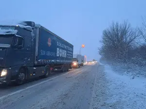 Atenție, șoferi! Episod de iarnă adevărată, în mai multe județe din România. Află starea drumurilor - Foto: Facebook/Info Trafic Bucuresti si Ilfov