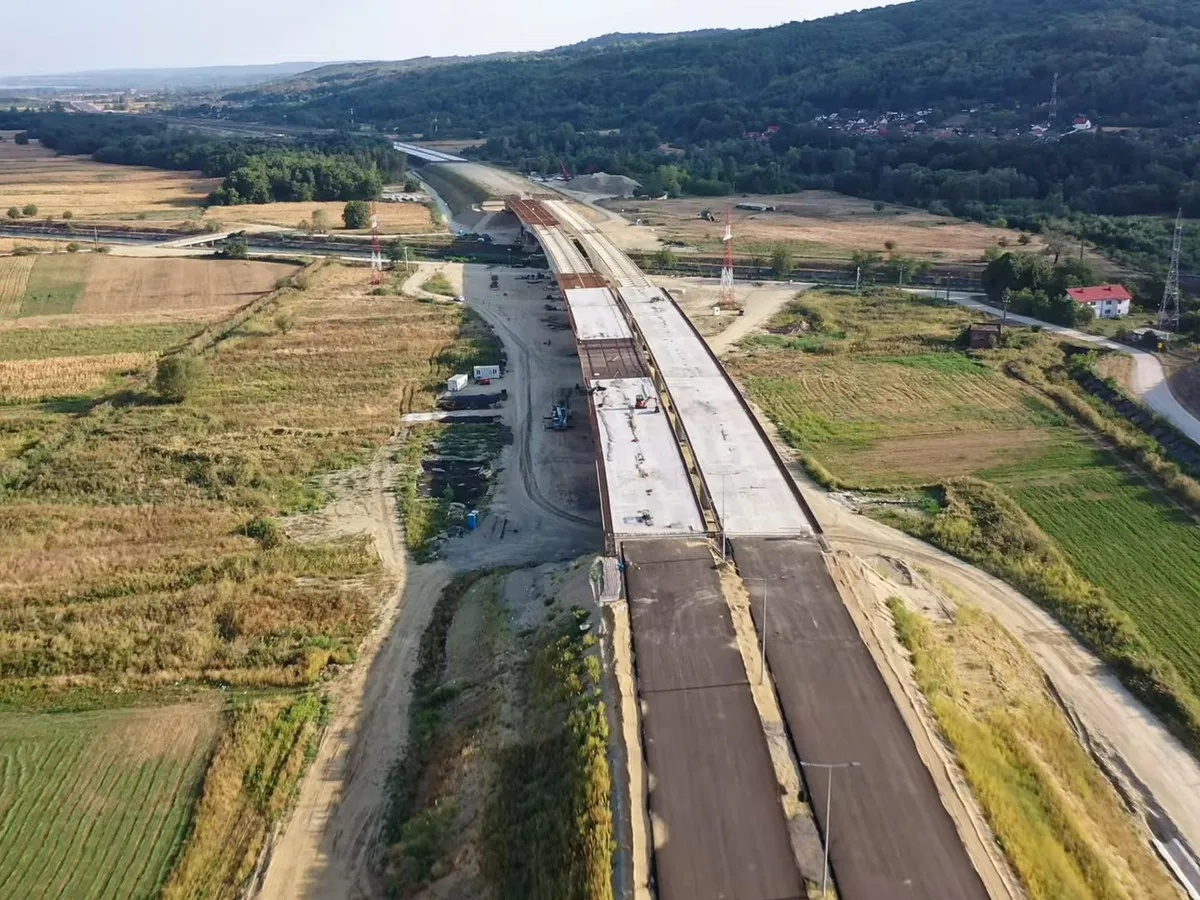 Surpriză pe Autostrada Sibiu- Pitești. Care tronson se inaugurează în 2025? - FOTO: Facebook(imagine cu rol ilustrativ)