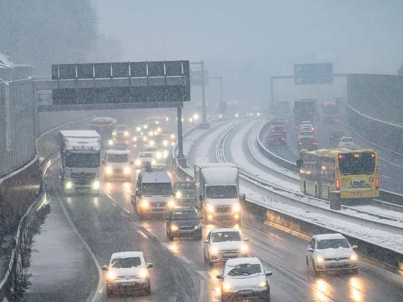 Un șofer român a schimbat limita de viteză pe o autostradă din Germania. A fost la un pas de moarte - Foto: Profimedia Images (rol ilustrativ)