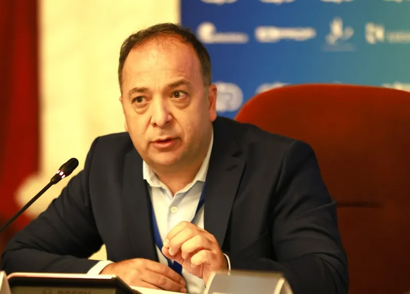 Adrian Negrescu - analist economic - Foto Facebook/ Adrian Negrescu