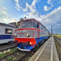 Întârzieri de 4 ore ale CFR după ce locomotiva unui tren a început să scoată fum. Trafic blocat  - Foto: Arhiva / imagini cu rol ilustrativ