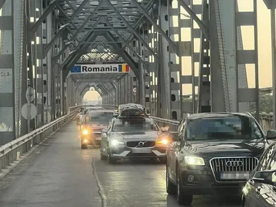 Haine și parfumuri contrafăcute, descoperite de Poliția de Frontieră - ITPF Giurgiu (cu rol ilustrativ)
