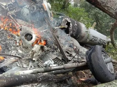 Un elicopter cu șeful forțelor armate la bord s-a prăbușit în India/FOTO: bbc.com