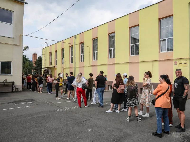 Secţie de vot din Cluj - Foto: INQUAM PHOTOS/Simion Sebastian Tataru (Imagine cu caracter ilustrativ)