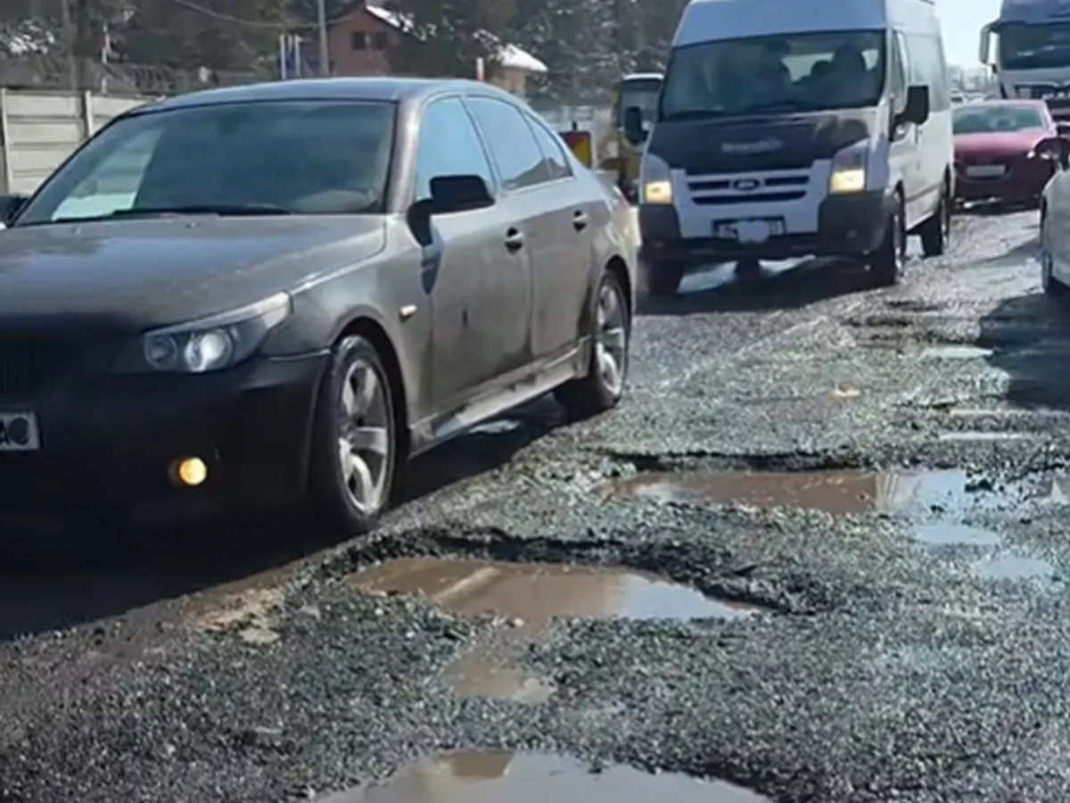 VIDEO Rușine, Ministerul Transporturilor! Centura București e doar gropi și cratere, deși a înghițit milioane