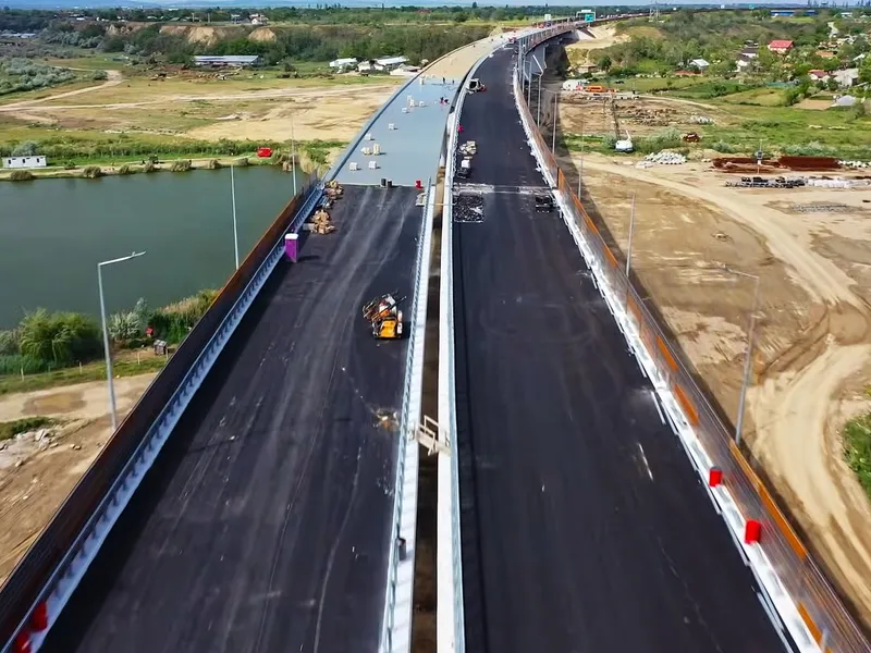 Ce mai mare structură de pe Autostrada Buzău-Focșani, un pod de 1,36 km, gata cu 9 luni întârziere - Foto: Facebook / Asociația Pro Infrastructură