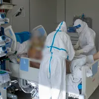 Apel disperat al medicilor: Secțiile ATI se aglomerează cu tineri nevaccinați care au tulpina Delta/FOTO: scumc.ro