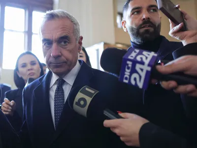 Șeful CCR, primele indicii despre candidatura lui Călin Georgescu. În ce condiții mai poate candida - Foto: IQUAM PHOTOS / Octav Ganea