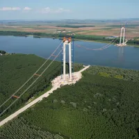 Lucrările de la „Golden Gate de Brăila”, podul suspendat de peste Dunăre, se apropie de 50%. / Foto: Cătălin Drulă, Facebook