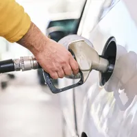Prețul petrolului a scăzut. Benzinăriile țin în continuare prețurile ridicate la carburanți/FOTO: Pixabay