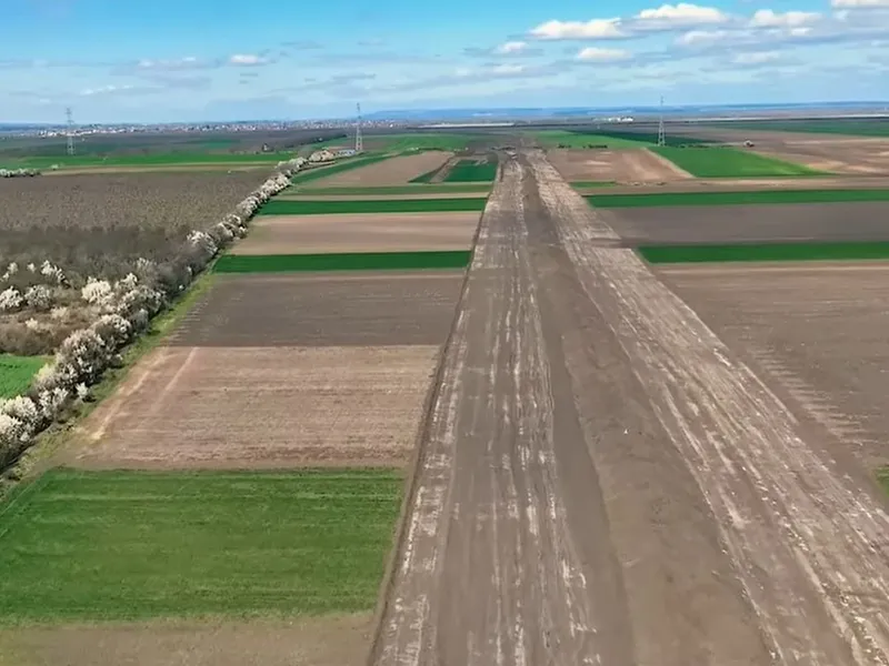 Austostradă prin ,mijlocul unei ferme bio - Foto: captură video YouTube/Raducu P Drum