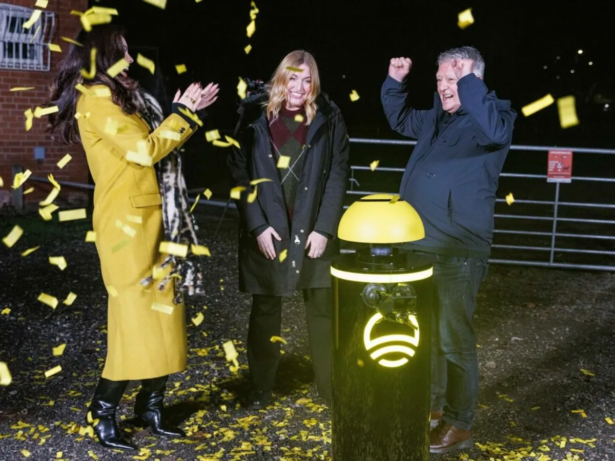 Un cuplu din York a descoperit că a câștigat un milion de lire chiar în timp ce lua prânzul la McDonald’s