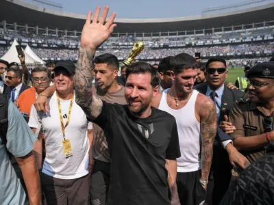 Vizita lui Messi în India se transformă în fiasco: fanii dezamăgiți aruncă scaune pe stadion - Foto: Profimedia Images