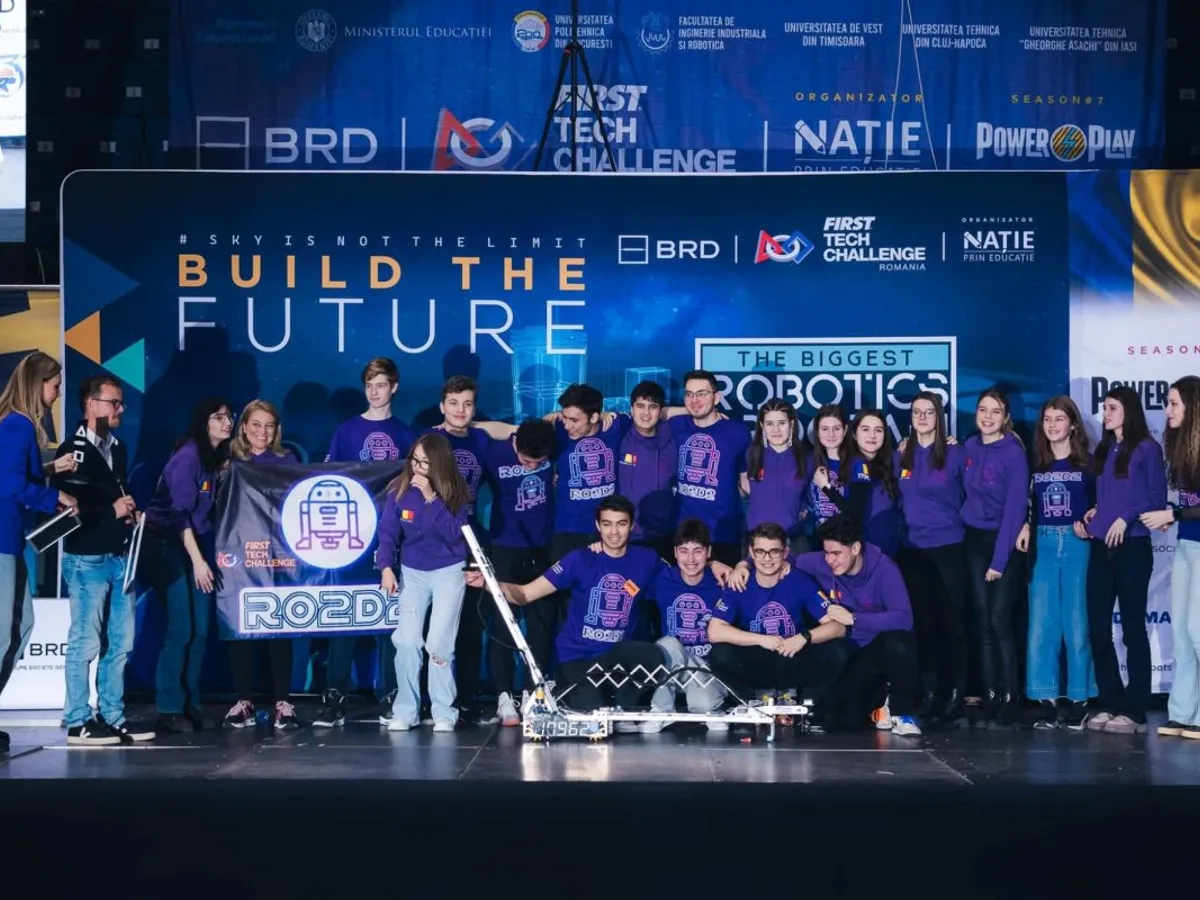 Un nou titlu de campioni pentru elevii români. Locul II într-un concurs internațional de robotică - Foto: Facebook / imagine cu caracter ilustrativ