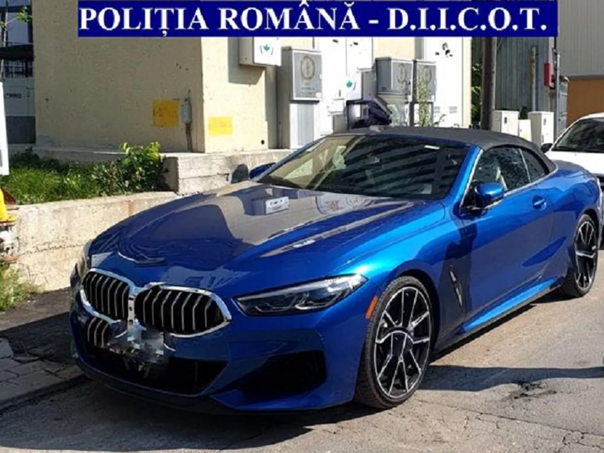 Cu bani trași din cardurile americanilor, interlopul Dacian a luat mașini de 850.000 de euro Foto: Poliția Română