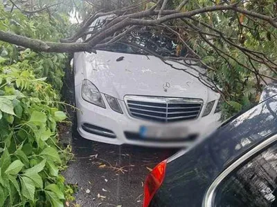 Cod roșu de ploi în mai multe localități din România. Furtuna lovește cu grindină - Foto: ISU SUCEAVA