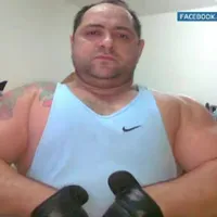 Interlopul Sandu Geamănu, condamnat pentru omor, nu poate divorța de soția care l-a înșelat Foto: Facebook