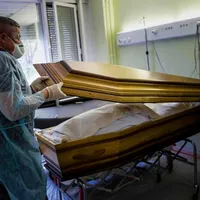 De la ATI în sicriu/FOTO: dw.com
