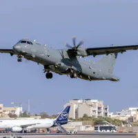 Avion de supraveghere al Italiei - Foto: Profimedia images