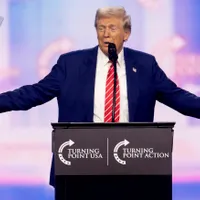 Trump vrea să cumpere cea mai mare insulă din Europa. Țara vikingilor se opune: "Nu e de vânzare!" - Foto: Profimedia images