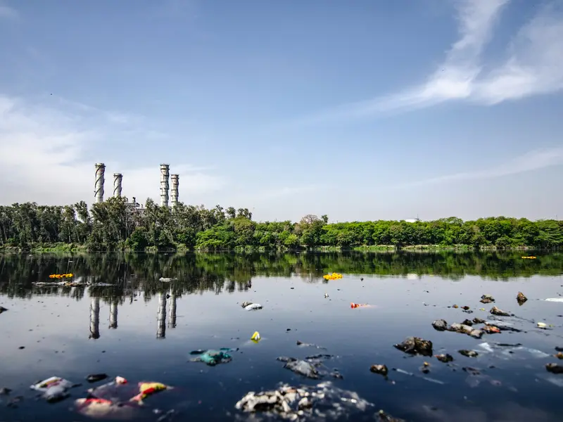 Deșeuri în apă- Foto: PEXELS PHOTOS