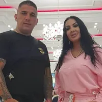 Adrian Beleaua Corduneanu și soția Foto: Facebook