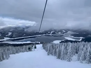 Pe 1 decembrie se deschide pârtia Transalpina. Cât costă skipass-ul anul acesta  Foto: facebook/Transalpina