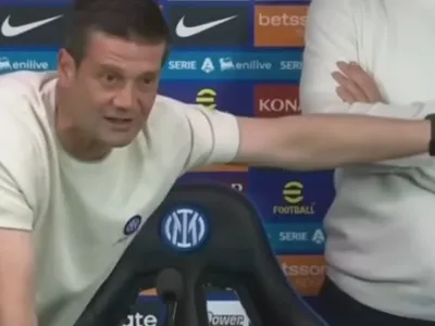 ”Să vorbească ei!” Cristi Chivu a plecat din conferința de presă, după ce a luat titlul cu Inter!