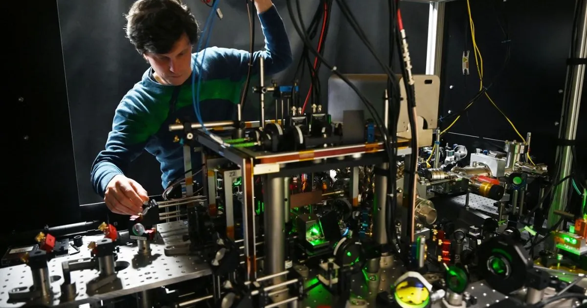 Următoarea schimbare seismică în Informatică este la orizont şi e cuantică. Ce se va întâmpla curând? • Newsweek România