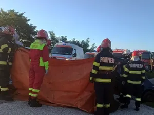 Accident grav pe un drum din Vâlcea - Foto: IPJ Vîlcea