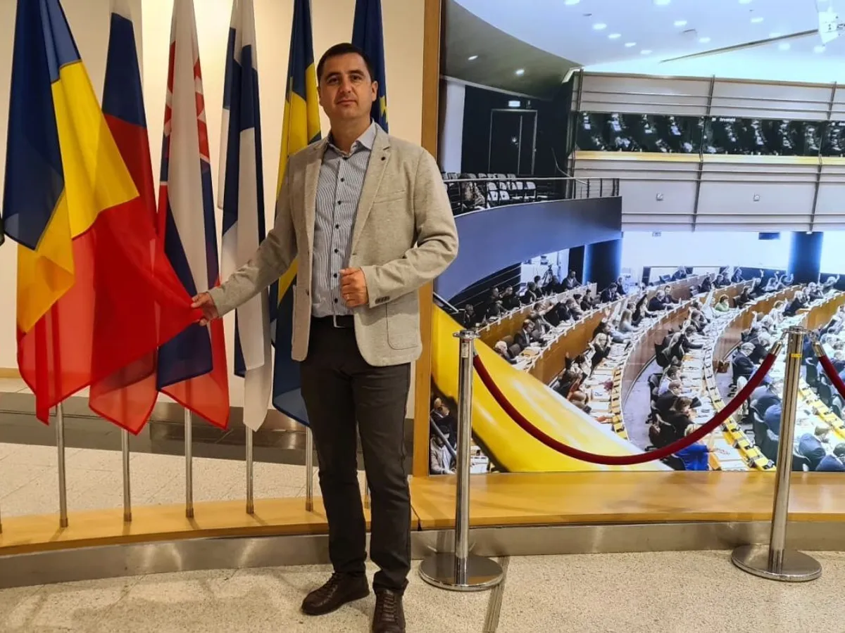 Un primar de comună a ajuns preşedintele interimar PNL Vrancea - Foto: Facebook/Dragoş Ciobotaru
