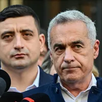 Călin Georgescu nu își îndeamnă susținătorii să-l voteze pe George Simion: "E omul sistemului" - Foto: Profimedia images