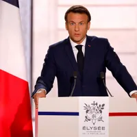 Situație critică în Franța. Macron: Extrema dreaptă vrea să ne scoată din NATO și apropierea de ruși - Foto: Profimedia images