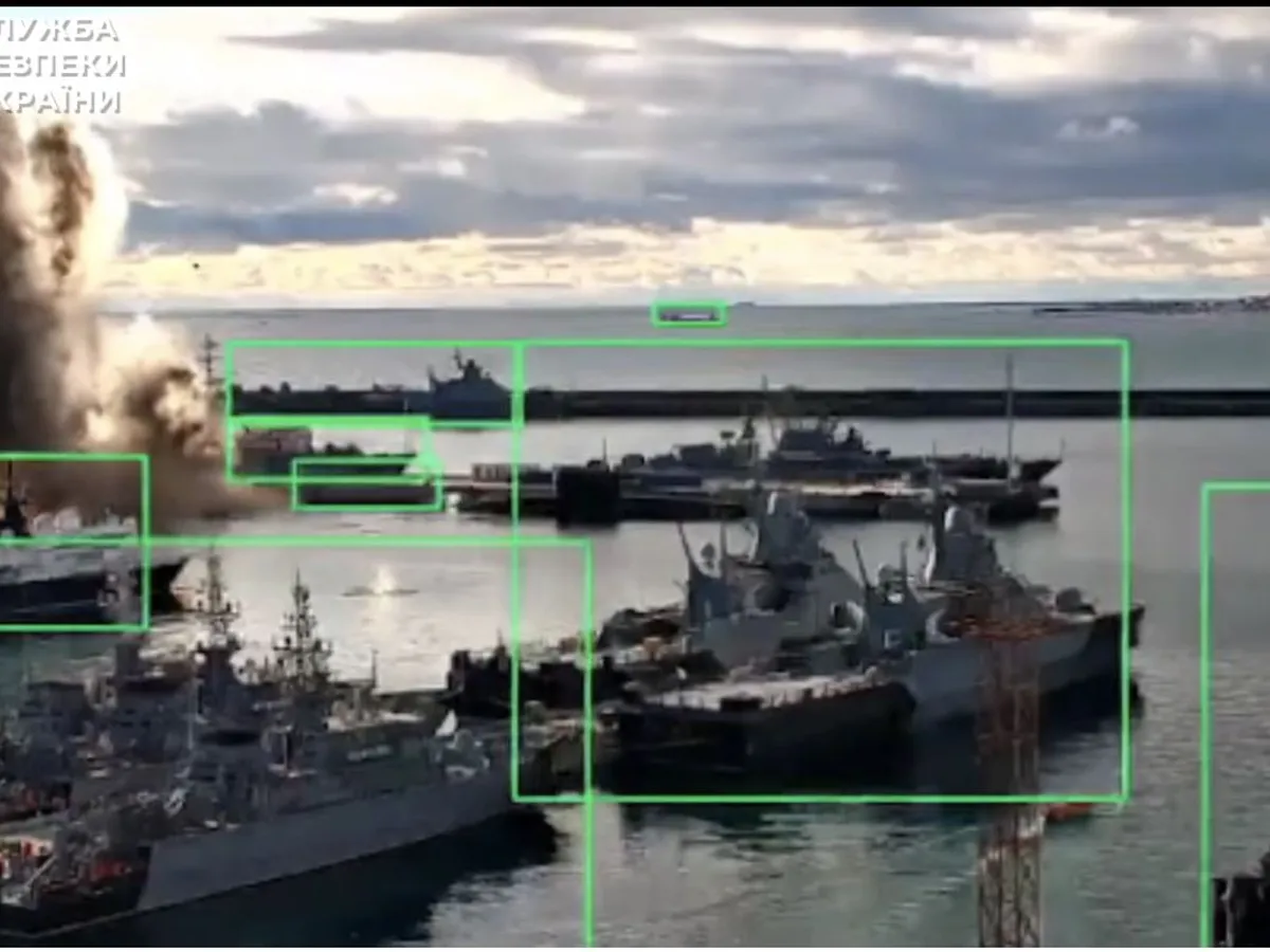 Ucraina a scufundat un submarin al Rusiei în portul Novorossisk - Foto: SBU