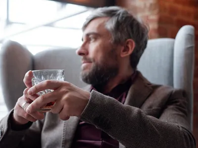 Ce se întâmplă în corpul tău dacă renunți timp de o lună la alcool? Intri în sevraj sau ți se schimbă viața? - Foto: Freepik (Imagine cu rol ilustrativ)