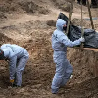 7 cadavre, descoperite într-o nouă groapă comună de lângă Bucea. Ucrainenii, împușcați în cap. / Foto: eu.usatoday.com