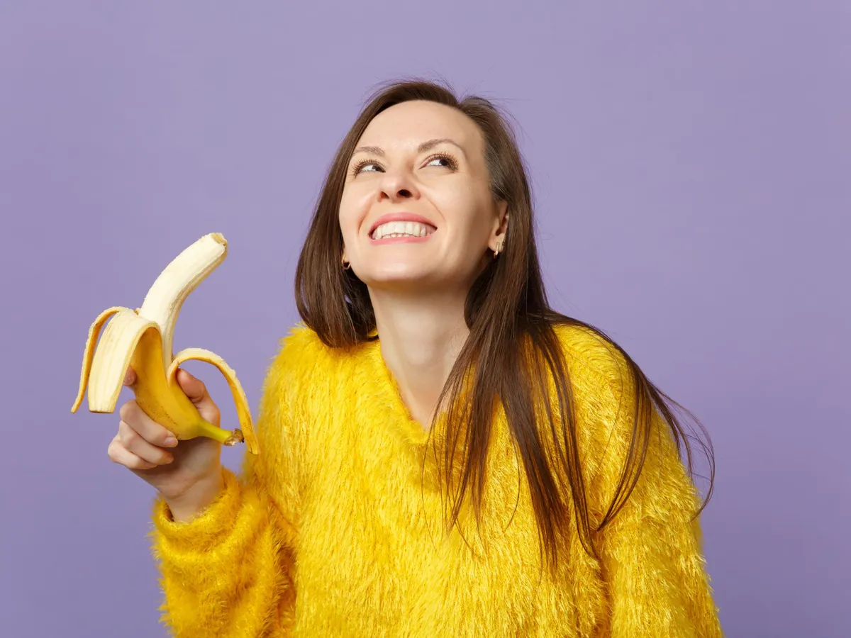 Fructul din supermarket care te ajută să-ți albești rapid dinții. Costă 8 lei un kilogram - Foto: Freepik (Imagine cu rol ilustrativ)