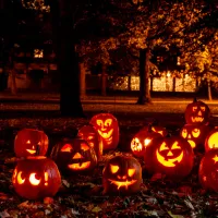 Ce artiști aduce pe scenă și ce alte atracții propune cel mai mare festival de Halloween din România Foto: canva.com