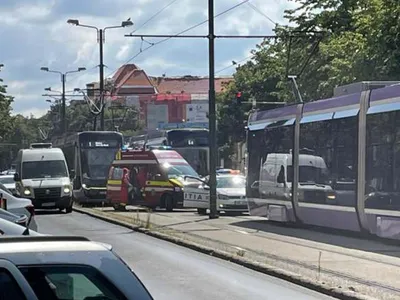 Tramvaiele turcești noi din Timișoara, de „calitate”. O femeie, rănită după ce s-a rupt o bară - Foto: tion.ro