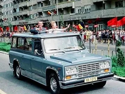 Șoferi în „Epoca de Aur”: Benzina – 8 lei, motorina – 7 lei, salariu - 2.500 lei, Dacia – 70.000 lei - Foto: Arhivă